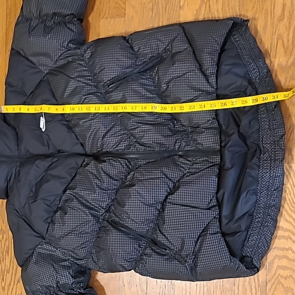 NIKE WOMENS WINDPUFFER BLACK GRID THERMA-FIT PADDED JACKET SIZE LARGE NWT - Picture 13 of 16